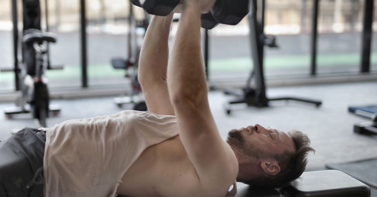 Best Dumbbell Chest Exercises: A Complete Workout with Form Videos