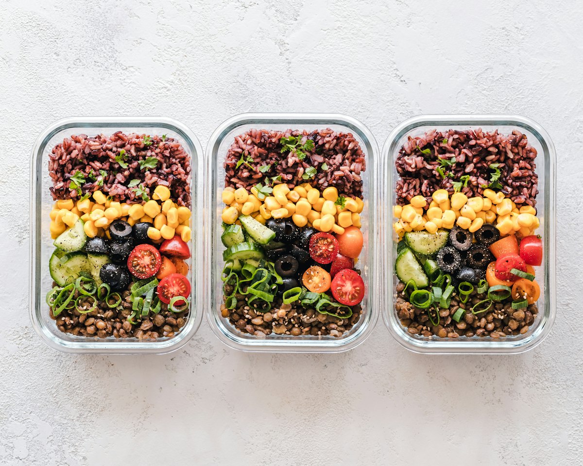 Healthy meal prep lunches for work: bowls and a prep plan