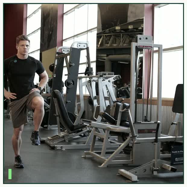 Bodyweight Walking Lunge demonstration