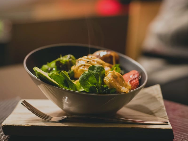 Big, Beautiful Grilled Chicken Salad — Lunch, 276 kcal, 1g protein