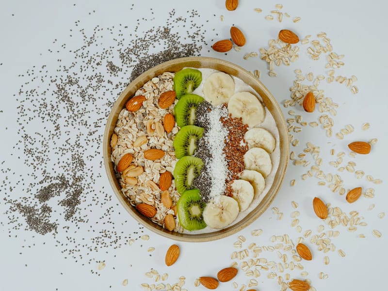 Chocolatey Banana and Oats — Breakfast, 301 kcal, 10g protein