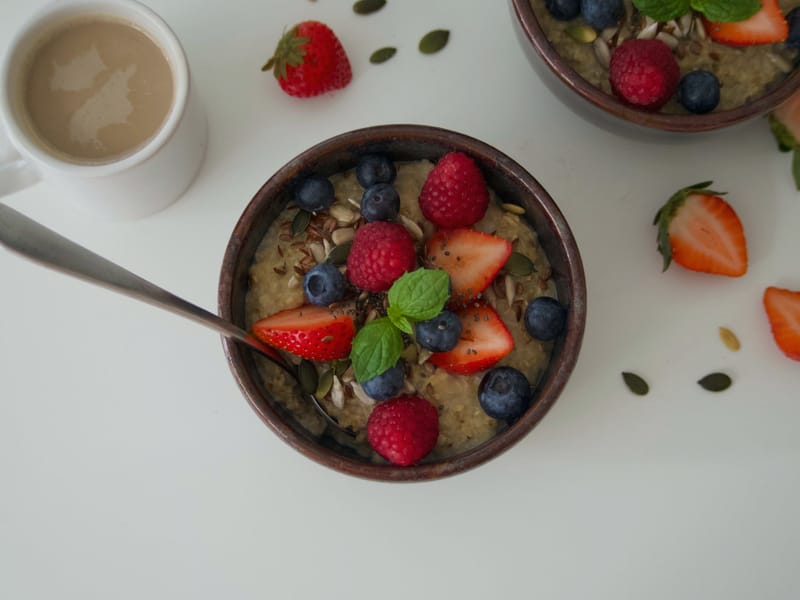 Pumpkin oatmeal bowl — Breakfast, 309 kcal, 10g protein