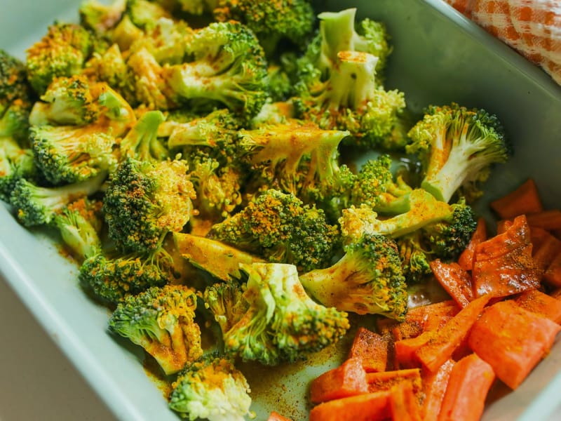 Roasted Broccoli Tuna Salad — Lunch, 480 kcal, 27g protein